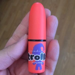 MAC Trolls Lipstick! Limited Edition!